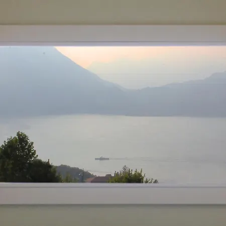 Bluelake - Lake Como * 페를레도